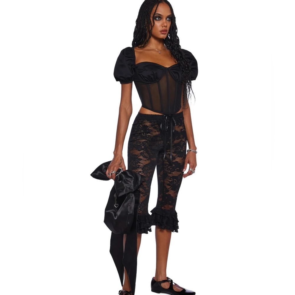 Lace Capri